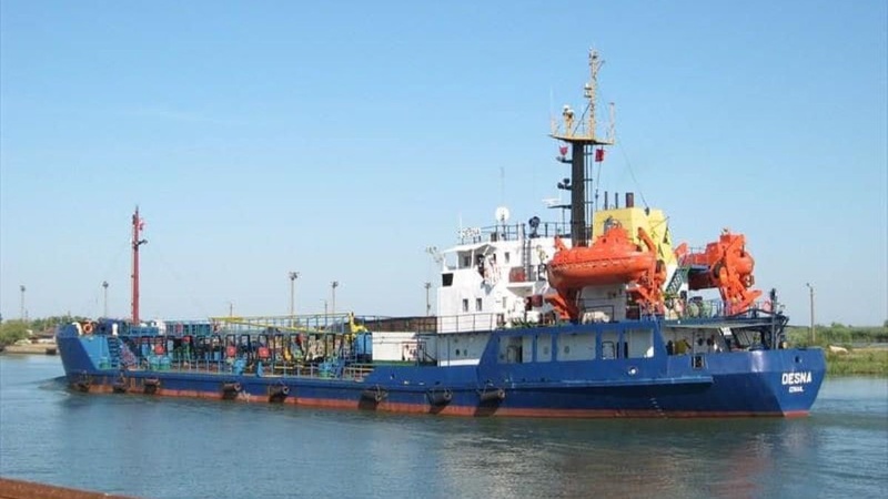 Депутати Одещини вивели за кордон десятки державних барж