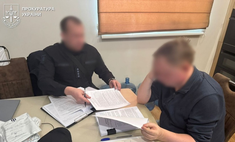 Миколаївські посадовці нажили мільйони на вкраденому пальному