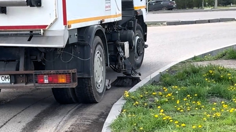 Два мільйони на прибирання доріг: у Миколаєві оголосили аукціон на послуги з благоустрою