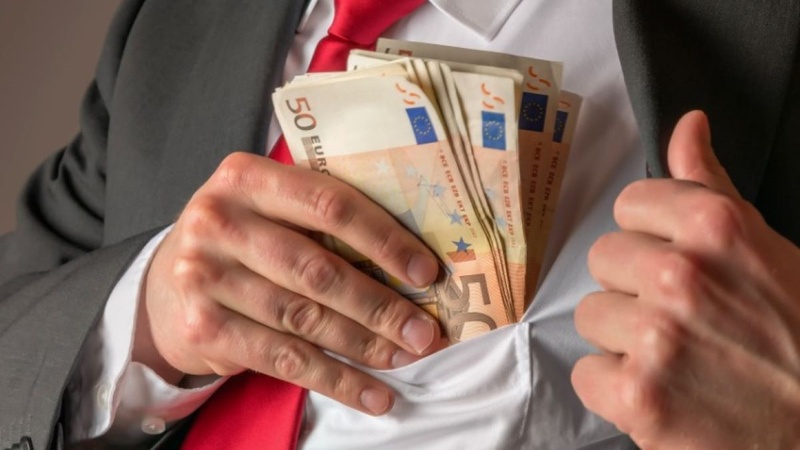 У Миколаєві прокурора звільнили через поведінку