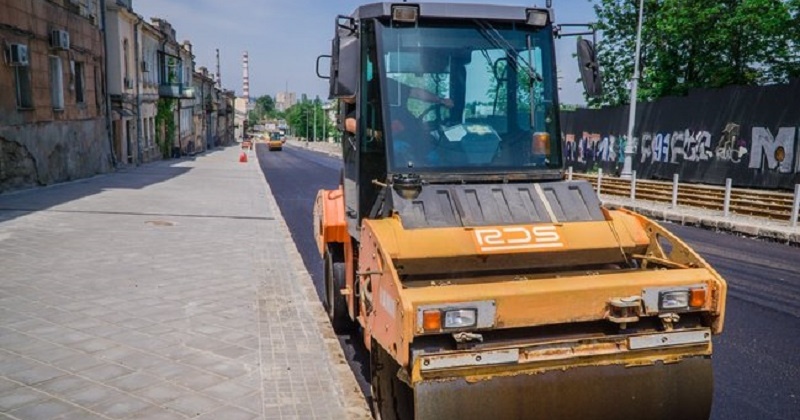 Компанії одеського депутата без аукціону довірили ремонт дороги за 21 мільйон