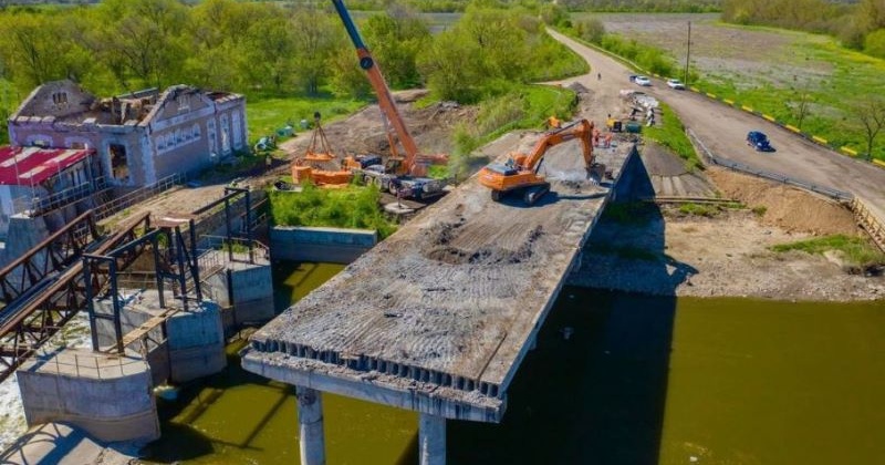 Три тендери по пів мільярда на реконструкцію мостів на Херсонщині забрали одеські компанії