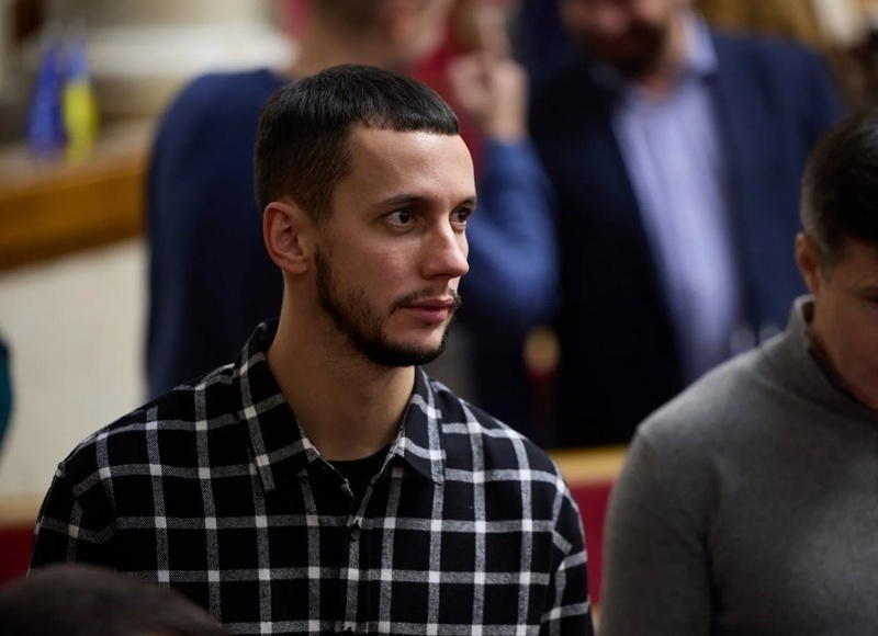 Продаж автівки та менші заощадження: що задекларував нардеп Горенюк