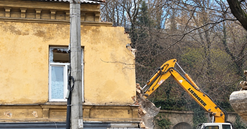 В Одесі заявили про схему на 83 мільйони під час ремонту будинків