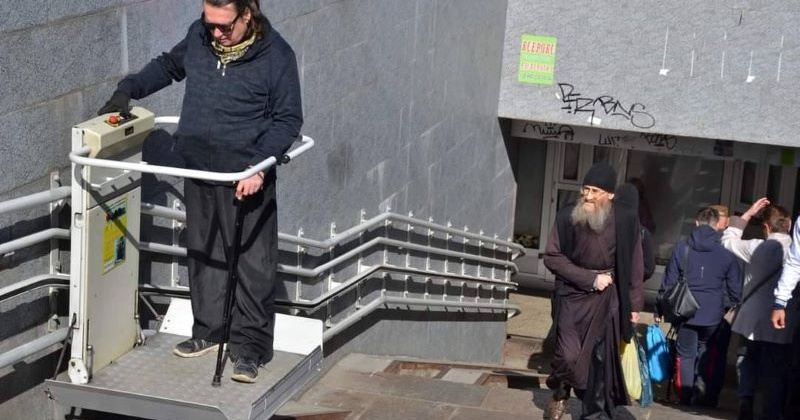 "Чи доцільно виділяти саме зараз два мільйони": в Одесі хочуть встановити підйомники в переходах