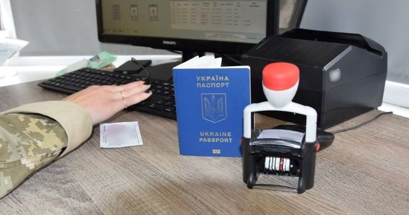 Очільниця служби у справах дітей на Одещині зробила ухилянта опікуном чужої дитини