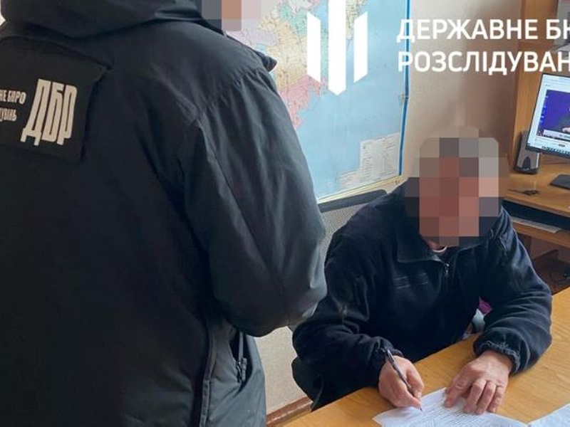 Рік катався на арештованому авто: ДБР повідомило про підозру правоохоронцю з Одещини