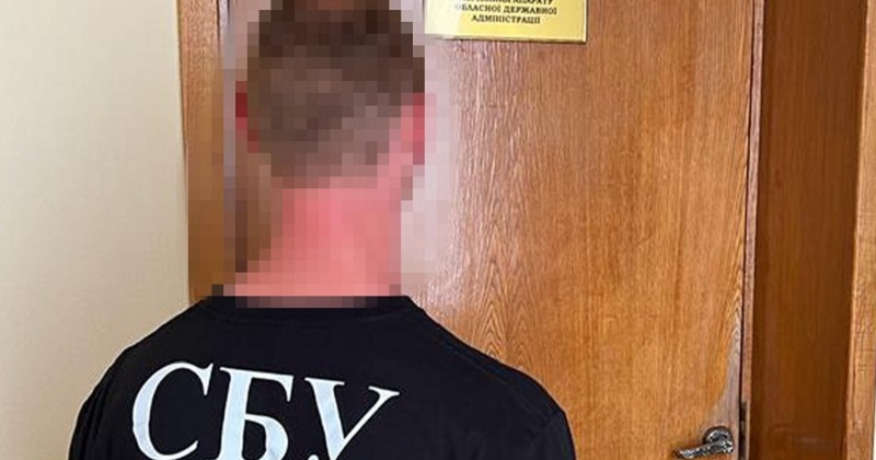 Розкрадання на будівництві медзакладів: в Одесі затримали керівника апарату ОВА