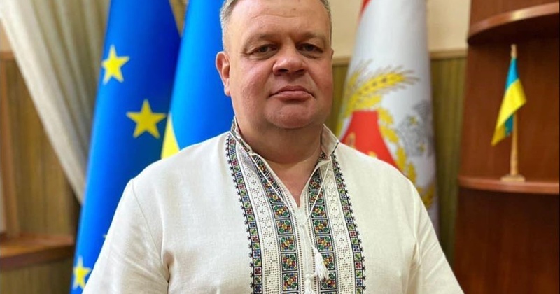 Дружина секретаря Подільської міської ради торік придбала фірму та дві автівки