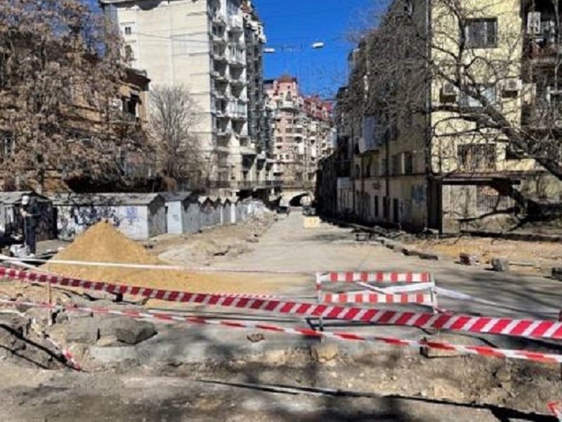 Посадовців Одеської мерії звинувачують у корупції під час проведення тендерів щодо ремонту в місті