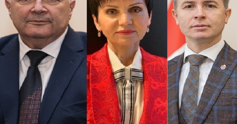 Трьом заступникам одеського мера оголосили підозри у хабарництві