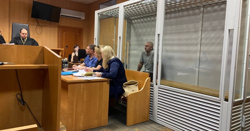 В Одесі за держзраду судять ексочільника херсонського СІЗО, якого окупанти викрали та катували