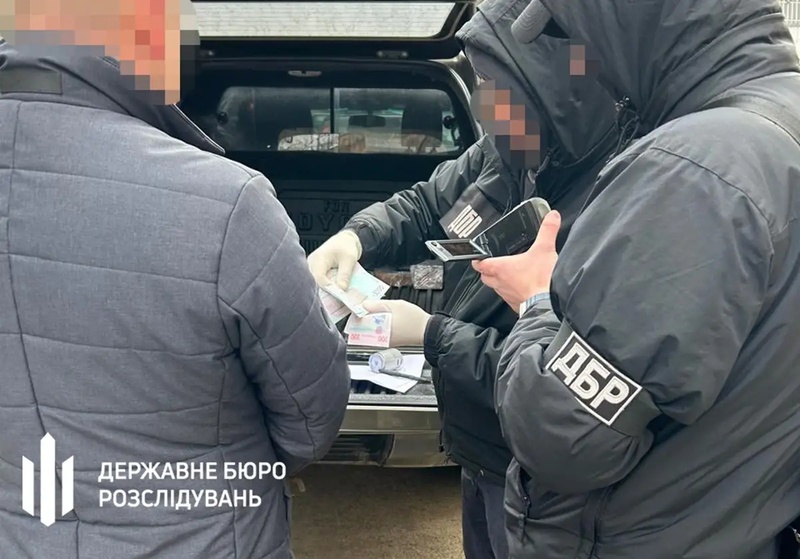 Посадовець, що збирав хабарі з майбутніх мисливців в Одесі, відбувся іспитовим терміном