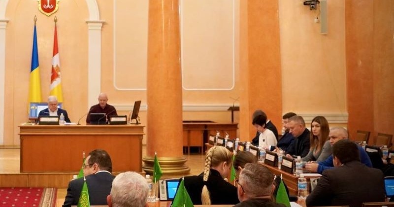 Позачергова сесія Одеської міськради: десятки мільйонів на дрони, ремонти будівель та "урізання" дорожників