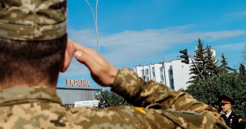 "Є випадки, коли ВЛК визнає чоловіка придатним, але відбуваються трагедії": військовозобов'язаний помер у ТЦК