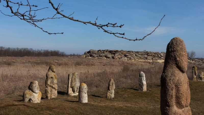 Окупанти вкрали 140 артефактів з незаконних розкопок на Кримському півострові