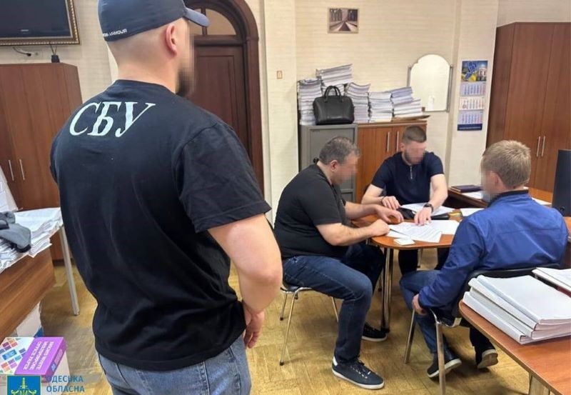 Депутата Одеської міськради підозрюють у шахрайстві з нерухомістю на понад 10 млн