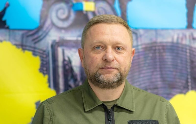 Члени сім'ї заступника голови Херсонської ОВА отримали допомогу як ВПО, а чиновник - мільйонну зарплату