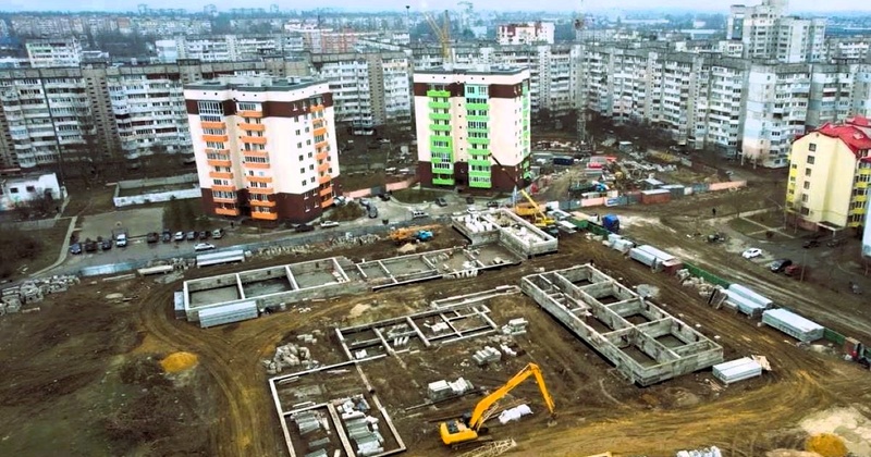 Тридцять років і 170 мільйонів: як у Херсоні будують школу в Таврійському мікрорайоні