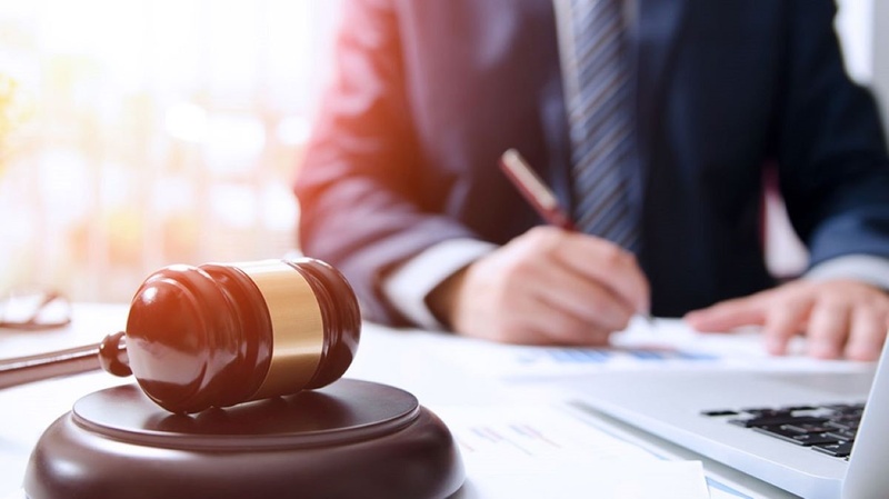 Передавала інформацію про мешканців села: на Херсонщині депутатку підозрюють у державній зраді