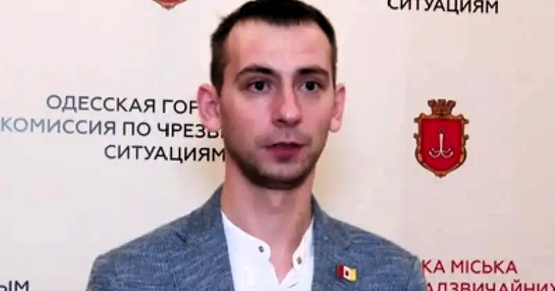 Дві квартири та соцдопомога: що задекларував при звільненні посадовець Одеської міськради