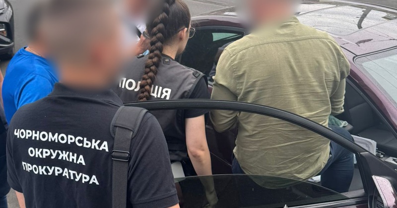 Посадовця одеського КП "Узбережжя" затримали за хабар