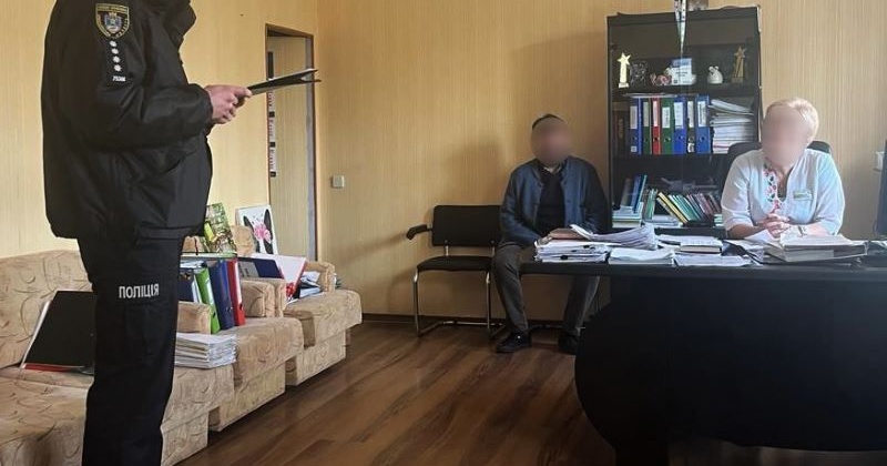 "Злочинна група": миколаївських посадовців звинуватили у допомозі ухилянтам