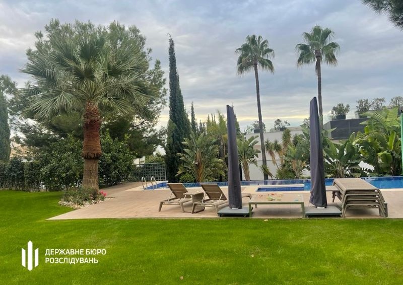 В одеського ексвійськкома Борисова обшукали та арештували майно в Іспанії